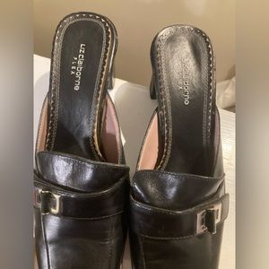 Liz Claiborne Flex Mule Genuine Leather Black With Buckle. Size 8.5